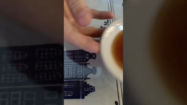 Голландская кофейня на Зелёном базаре Алматы Bowler coffee Полный обзор Купили панкейки