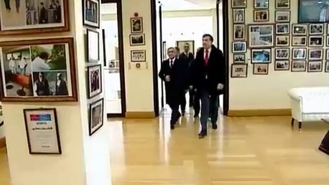 Президент Грузии встретился с армянским коллегой смотреть онлайн