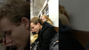 Данила Поляков  в метро