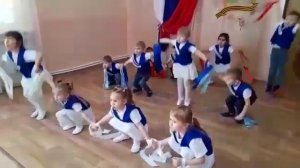 Танец к 23 февраля "Наша армия самая сильная" (средняя группа)