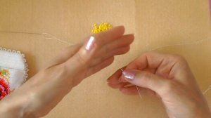 Мастер-класс. Вязание с бисером. Два способа нанизывания бисера на нить