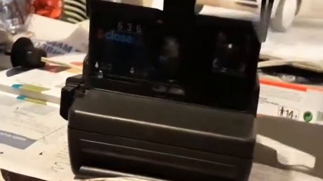 Находка которая ценится и интереснее нового Айфона. Обзор Polaroid 636 CloseUp 1992 г.в. смотреть онлайн