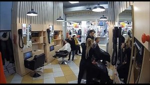 2019-12-22 15:18 Long dark hair cut to bob