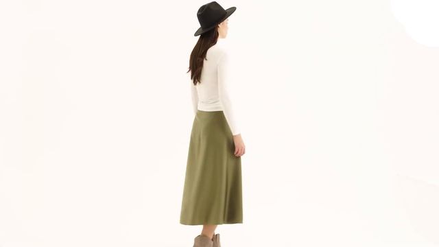 Джемпер женский с драпировкой MIST Classic Collection, цвет молочный