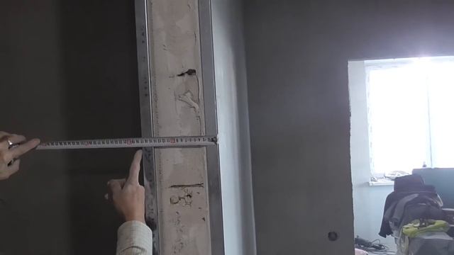 Штукатурка откосов входной двери и других углов/  55 квадратов