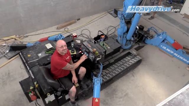 Монтаж аэродинамической трубы с использованием гнутых сферических стекол весом до 900 кг смотреть онлайн