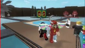 смотрите как я тансую в роблоксе