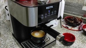 Рожковая кофеварка от RZTK