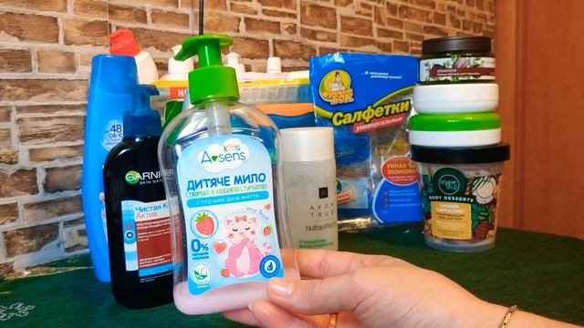 Пустые баночки уходящего 2019 года в мусорку ?❄️☃️ смотреть онлайн