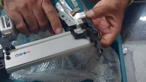 Makita Nail Gun AF506 Open up