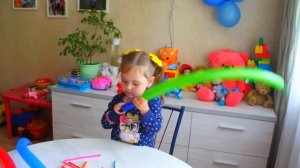 СЕМЬЯ ПАЛЬЧИКОВ ПЕСНЯ НА РУССКОМ Шарики воздушные Папа пальчик Finger family