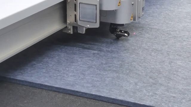 Фигурная резка войлока под углом на плоттере смотреть онлайн