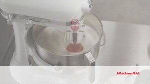 Планетарный миксер KitchenAid в работе