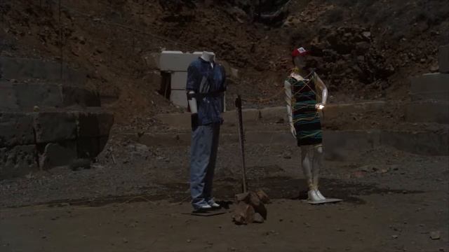 The Slow Mo - Cumulative jet, Massive explosive chain reaction смотреть онлайн