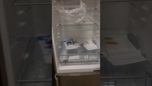 Видеообзор холодильника Bosch KGE39AI20R