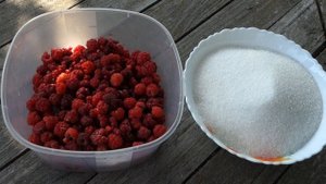 Малина протертая с сахаром на зиму