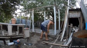 Навес для кроликов с применением ПВХ труб #навес #трубыПВХдлянавеса #делаемнавес #навесдлякроликов