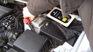 Испытание конденсаторного пускача Беркут JSC-300 после ночной стоянки -17