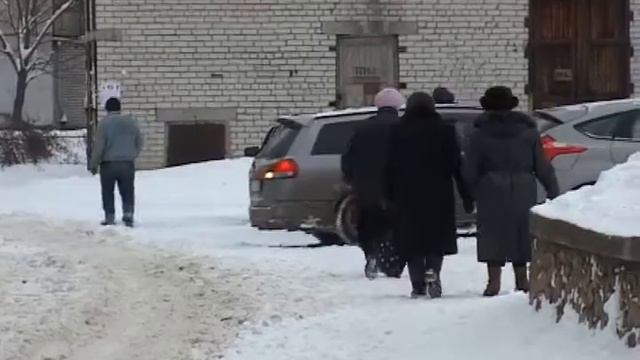 То ли перехвалили, то ли сглазили смотреть онлайн