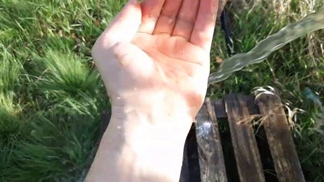 Запускаю скважину под капельный полив клубники / 07.05.2021 смотреть онлайн