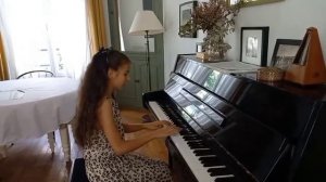 Лисенко Вероніка.                                      Л. Шукайло «Петрушка»