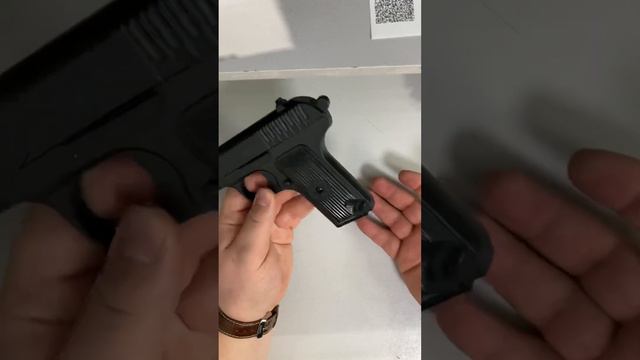 Страйкбольный Пистолет смотреть онлайн