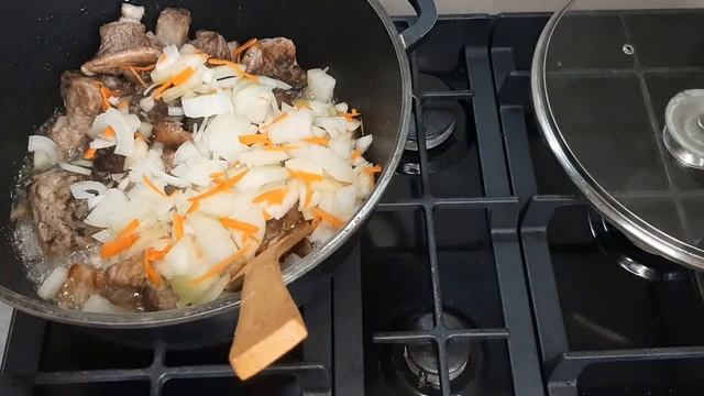 ТУШЕНАЯ КВАШЕНАЯ КАПУСТА /БИГУС/ПРОСТОЙ РЕЦЕПТ/ смотреть онлайн