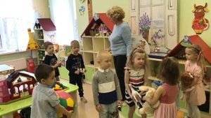 Сюжетно-ролевая игра " День Рождения  волчонка" (младшая  группа)