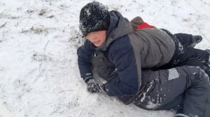 ПОКАТУШКИ НА СНЕГОКАТЕ ЧАСТЬ 2!!!