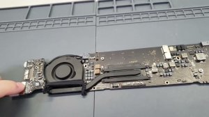 Macbook Air a1466 все как обычно