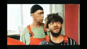 "Привет придурки"🤣