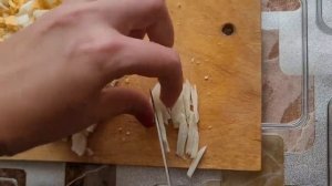 Салат на БЫСТРУЮ РУКУ ИЗ ЛАПШИ БЫСТРОГО ПРИГОТОВЛЕНИЯ!