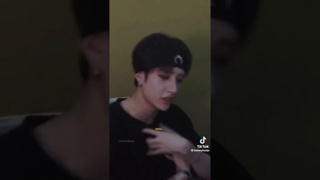 всё написано в описании💜💙@StrayKids смотреть онлайн