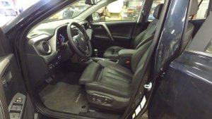 Комфортные сиденья BMW на Toyota RAV4