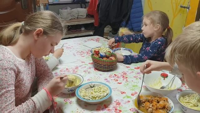 Как мы отмечаем праздник! ХРИСТОС ВОСКРЕС!!! смотреть онлайн