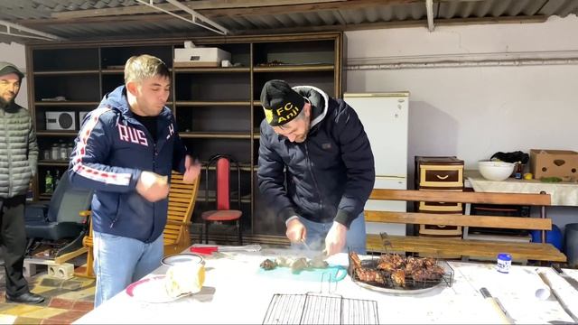 Шашлык из баранины, мясо в фольге на углях!!!