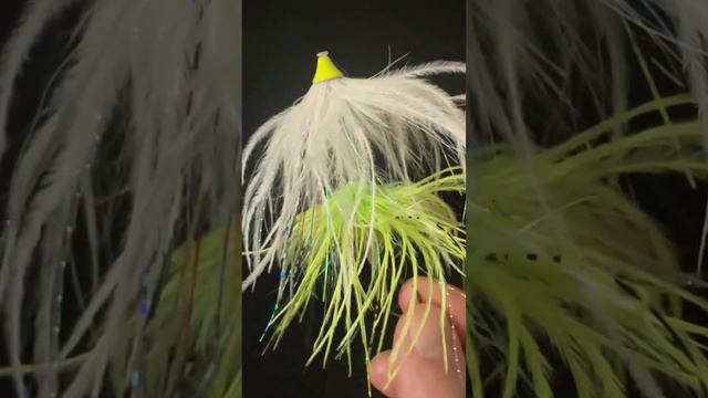King Salmon Flies – Stu’s Chinook Intruder in Chartreuse & White #fishing #pesca #knots #diy