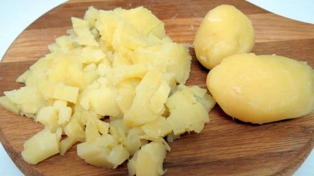 Салат с опятами и спаржевой фасолью