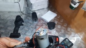 Мини цепная  пила аккумуляторная 24V не включается - ремонт