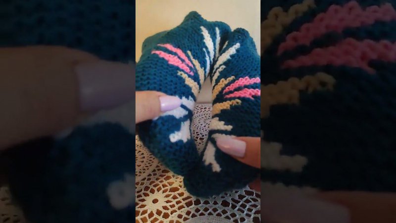 жмите на фото под видео #gestrickenehausschuh #crochet #вяжемтапочки