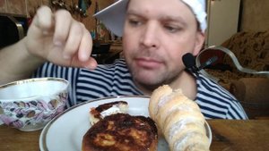 МУКБАНГ СЫРНИКИ | MUKBANG CHEESECAKES/обжор