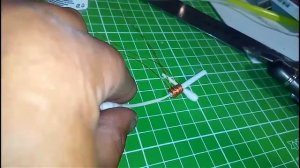 самодельный электромагнитный привод для перевода стрелки фирмы Piko