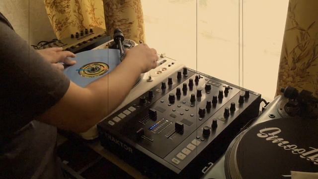 FunForDJ Oldschool Shit смотреть онлайн