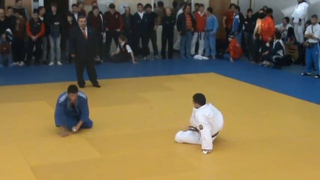 ЧЕМПИОНАТ МОСКВЫ ДО 23 ЛЕТ (2010) смотреть онлайн