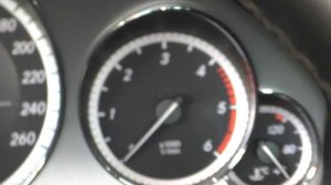 IZ GAZAZE: How to check Mercedes benz W212 battery voltage from inside