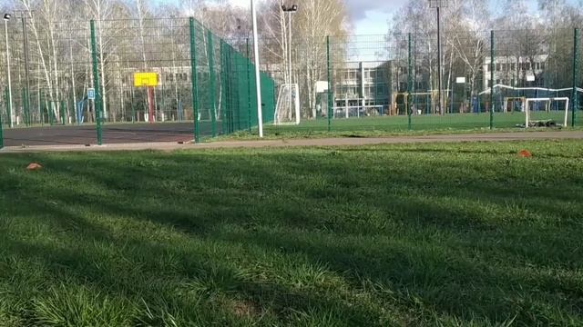 КАК ПРАВИЛЬНО ВЕСТИ МЯЧ В ФУТБОЛЕ| ТЕХНИКА ВЕДЕНИЯ МЯЧА смотреть онлайн