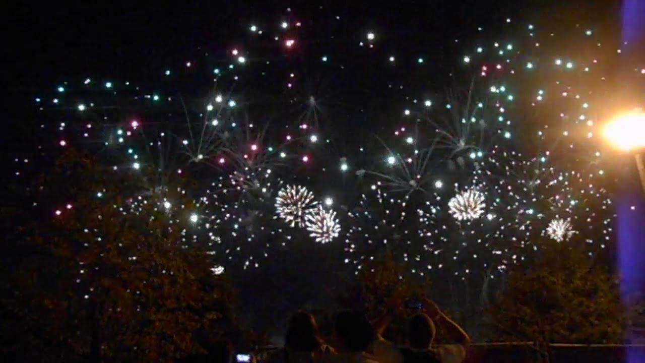 Выступление команды России на Фестивале фейерверков в Москве 20 08 2017 (средняя часть) смотреть онлайн