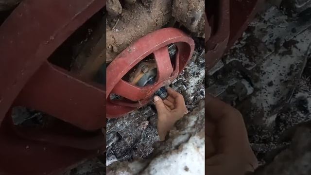 Сезон открыт, первая кубатура. ДТ 75 ремонт каретки. смотреть онлайн