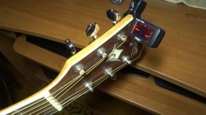 Обзор гитарного тюнера Aroma AT-200D