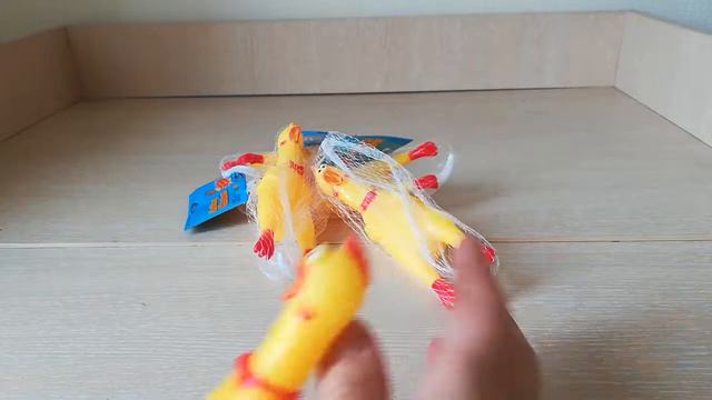 Курица пищалка